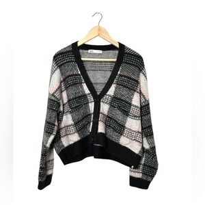 Zara cardigan Oversized cropped plaid black pink button‎ sweater small
